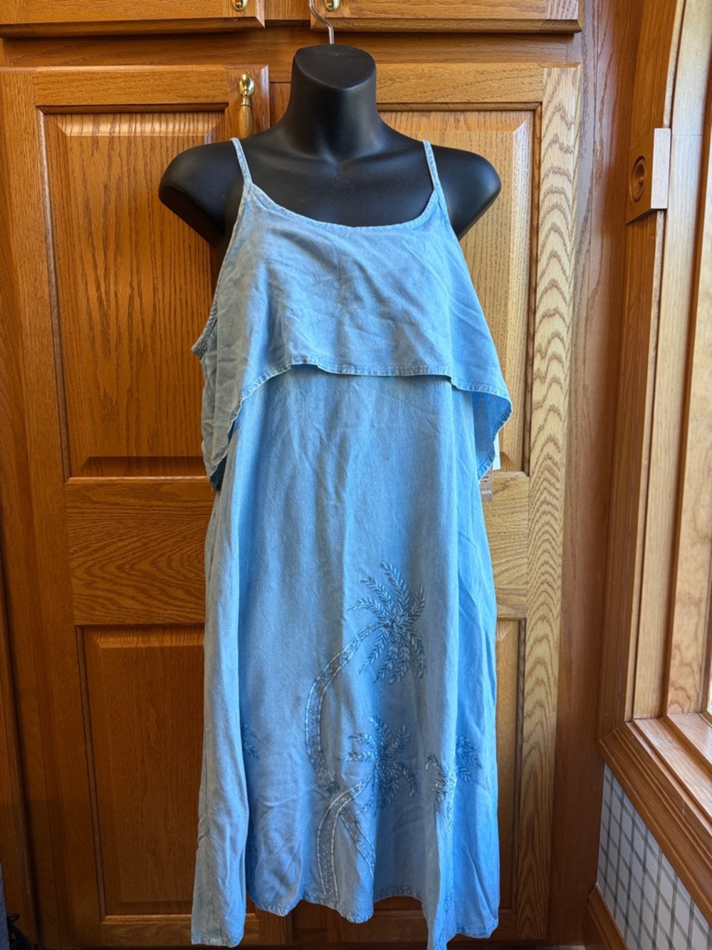 raya sun Light Blue Spaghetti-Strap Midi Dress